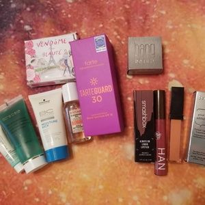 HUGE Beauty Bundle for Less than Half Price!